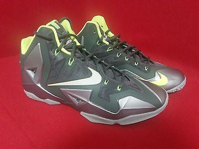 Nike Men's Lebron XI Basketball Shoes, Mica Green/Gray - Size 10.5 I72810O