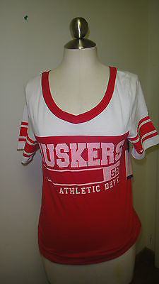 NCAA Nebraska Cornhuskers Women's Colorblock Football Tee  Size XL