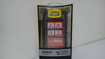 Otterbox Commuter Case for Iphone 5 Black  D236C