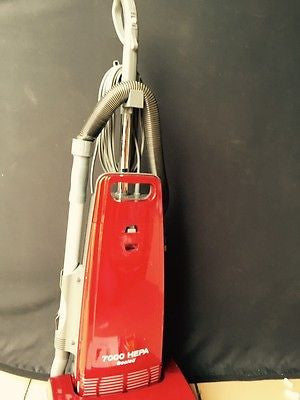 Prolux 7000 Upright Sealed HEPA Vacuum, Red     V722TRB