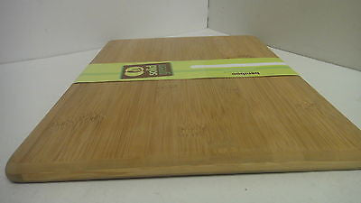 Solid Green Aruba Bamboo Cutting Board J657I