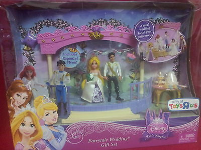 Disney Princess Royal Wedding Playset  J939H